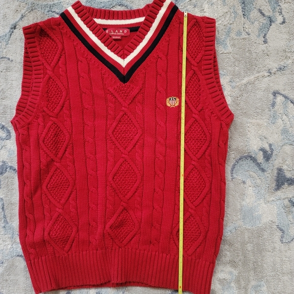 Sweat - Picture 3 of 6